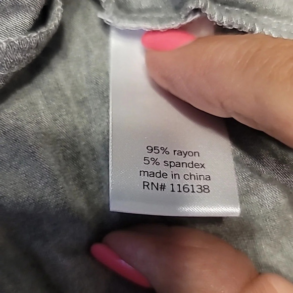 Apt.9  "Love is Always on Time" t-shirt - Picture 5 of 6